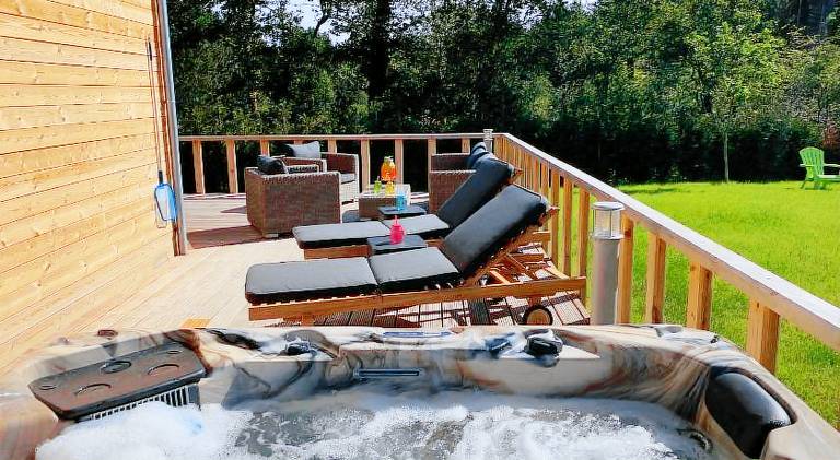 Fully equipped big chalet with barbeque, terrace & yard | Dogs allowed — photo 3