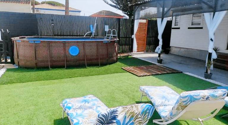 Vacation home with pool in Chiclana de la Frontera
