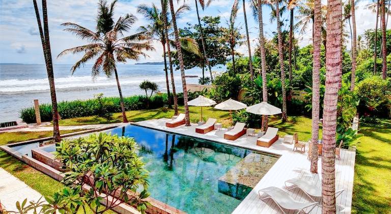 Villa with pool & jacuzzi in Karangasem