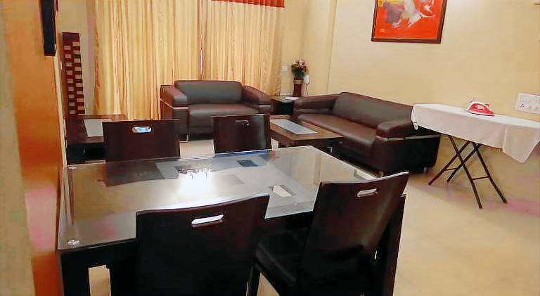 Lovely serviced apartment with terrace & garden | Perfect for remote work | Pets allowed — photo 4