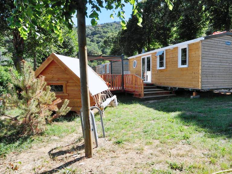 Mobile home with patio & heated pool | Pets allowed — photo 5