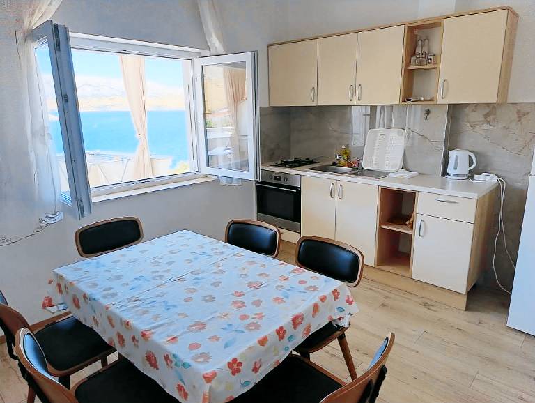 Nice holiday apartment with patio | Pets allowed — photo 2