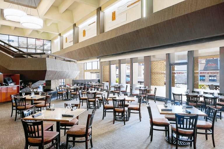 Ramada Plaza by Wyndham Regina Downtown — photo 4