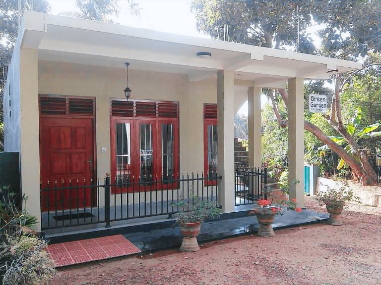 Pleasant villa | Beach nearby | Good for workation | Pets are welcome in Hikkaduwa