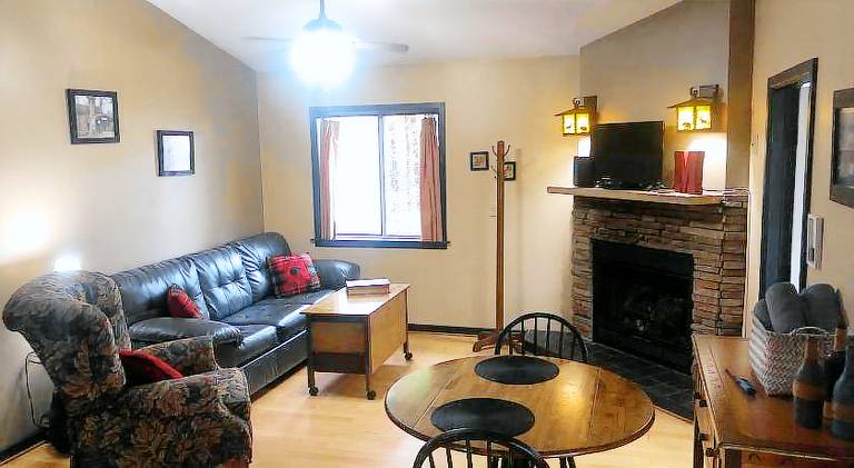 Charming house with jacuzzi | Dogs allowed — photo 2