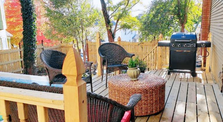 House with pool | Pets are welcome — photo 4