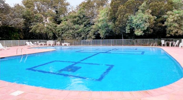 Rental apartment with pool — photo 3