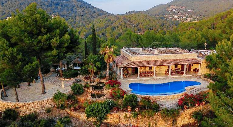 Villa & Guesthouse Paissa d'en Bernat — photo 5