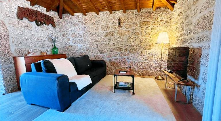 Pleasant chalet with hot tub & pool | Dogs allowed — photo 2
