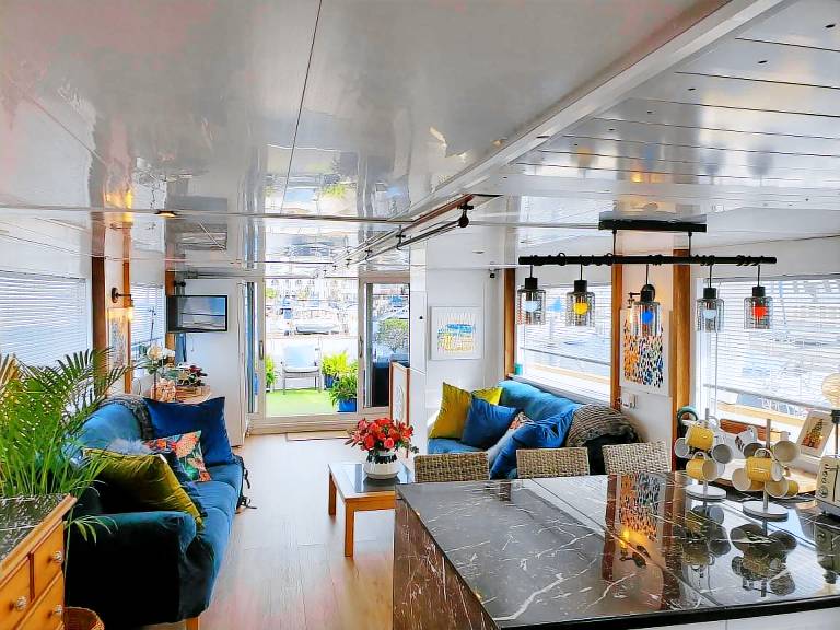 Houseboat Gibraltar