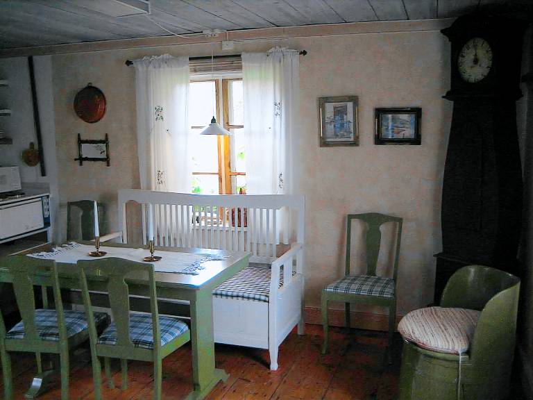 House with grill & garden — photo 3
