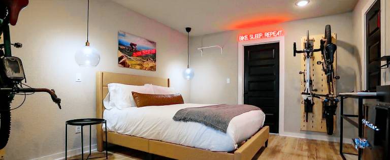Lodge  Bentonville