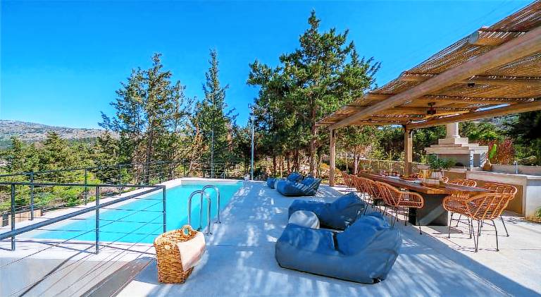 Rental apartment with pool — photo 3
