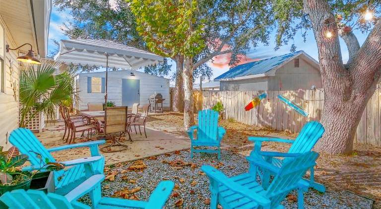 Fanta Sea - Private Seasonal Hot Tub, Game Room, Walk to Beach, Pets OK, & More! in Panama City
