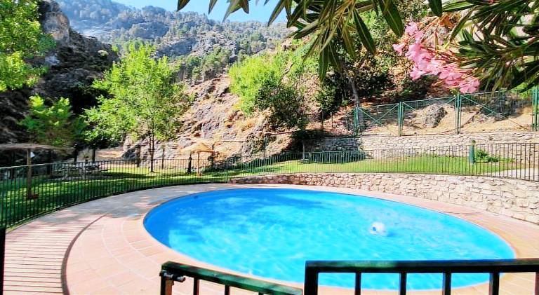 Holiday apartment with pool — photo 3