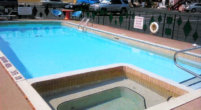 Rainbow Motor Inn - Fallsview — photo 5