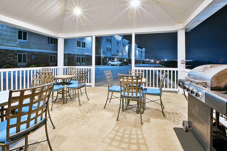 Candlewood Suites MORGANTOWN-UNIV WEST VIRGINIA By IHG — photo 3