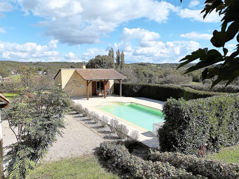Maison de vacances Saint-Julien-de-Lampon