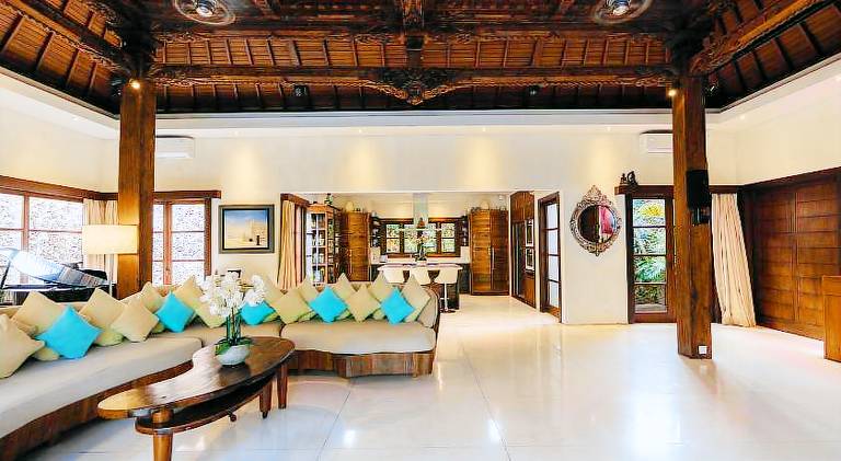 Villa with pool, grill & garden — photo 5