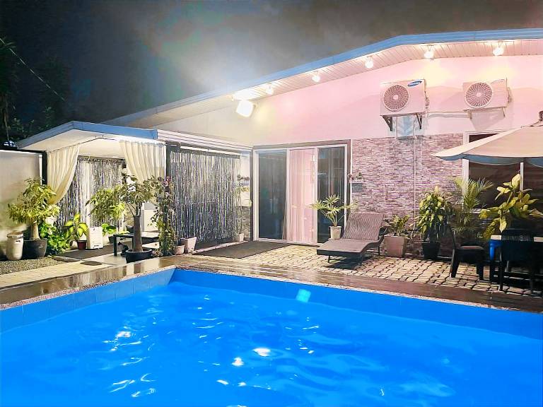 Villa  Angeles City