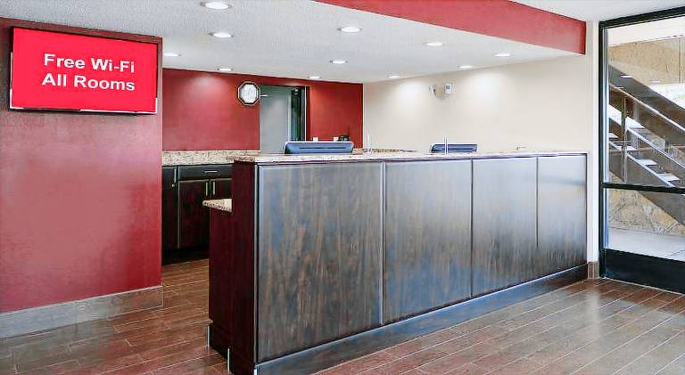 Red Roof Inn Champaign - University — photo 3