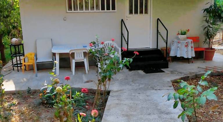 Pleasant holiday apartment | Pets are welcome in Chios