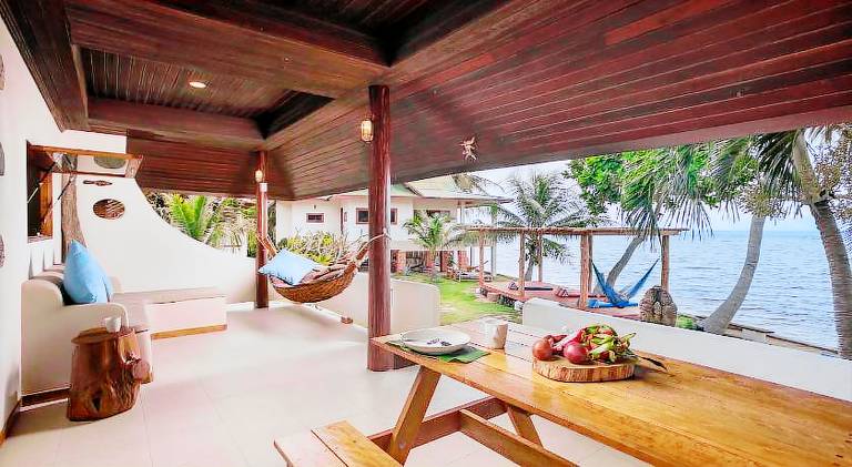 Three rare & private front beach villas — photo 4