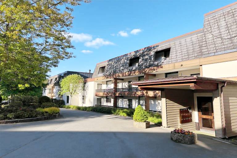 Beautiful rental apartment with sauna, pool & garden | Dogs allowed — photo 2
