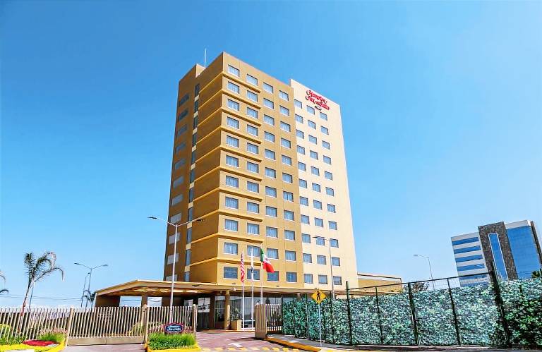 Hampton Inn & Suites by Hilton Puebla — photo 4
