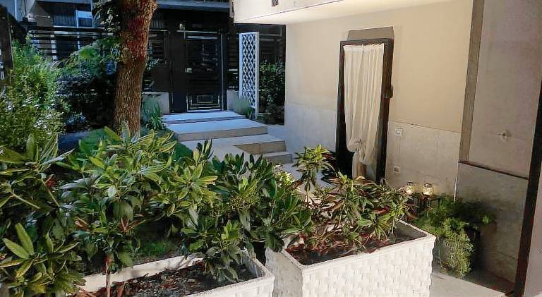 Rental apartment with 1 room for 5 persons in Assago