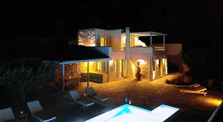House with private pool, terrace & yard — photo 5