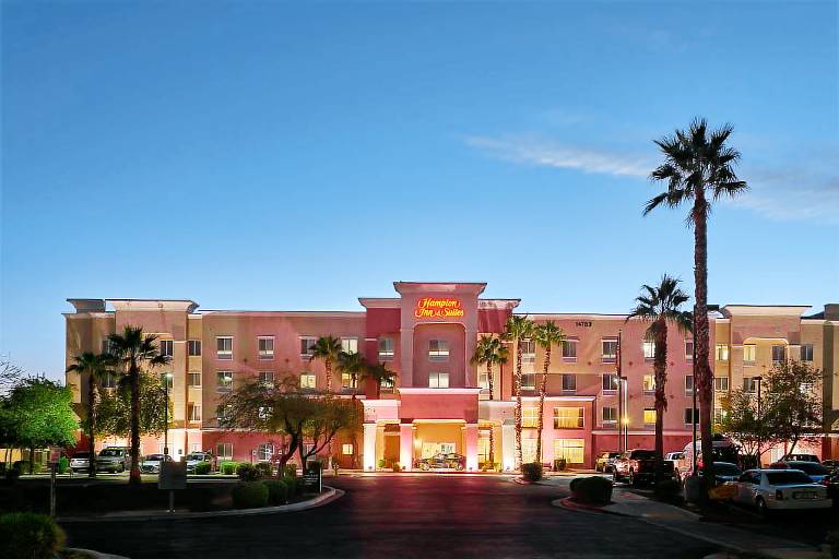 Hampton Inn & Suites Phoenix-Surprise — photo 2