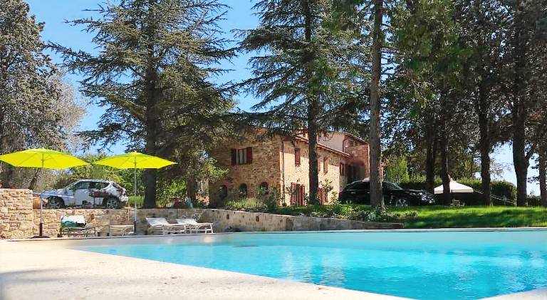 Family-friendly farm with pool, barbeque & garden | Pets allowed — photo 2