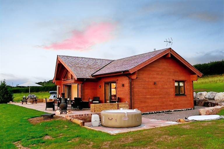 Lodge Newport