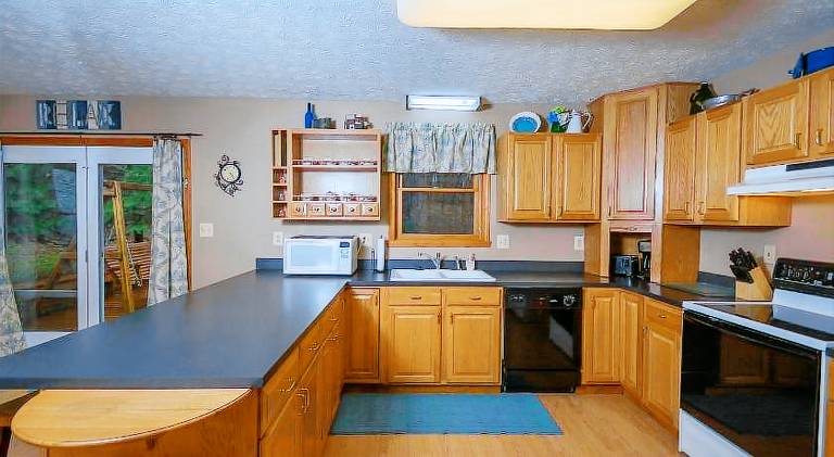 House with 5 rooms for 14 persons — photo 4