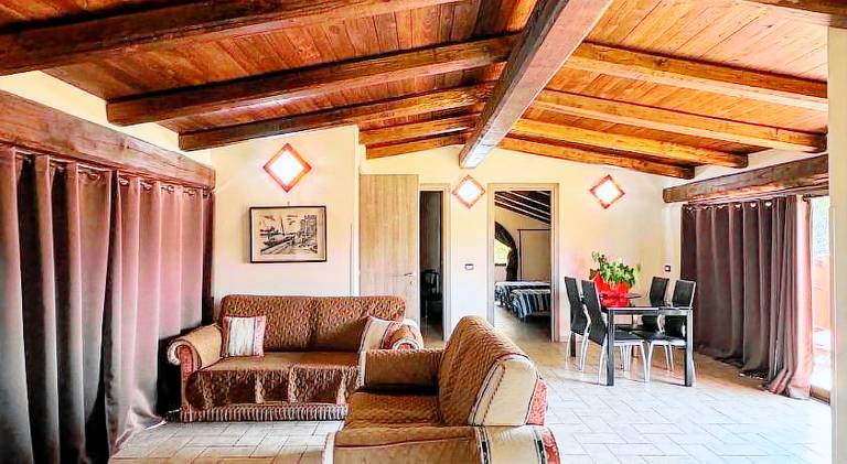 Vacation home with garden, terrace & jacuzzi | Good for workation — photo 3