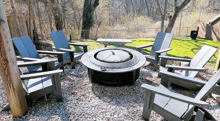 Apartment with 2 rooms for 5 persons in Boonville, MO