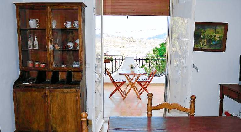 House with 2 rooms for 5 persons — photo 3