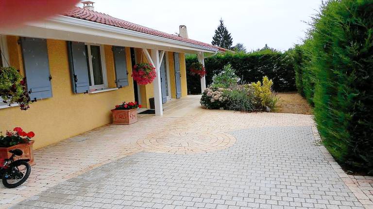 Villa Bellegarde-Poussieu