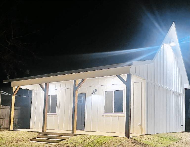 Cabin  Mead