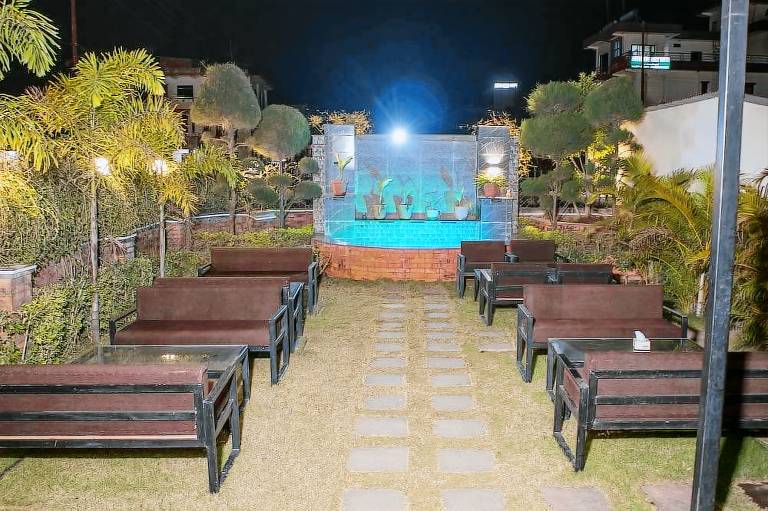 Mirage Inn