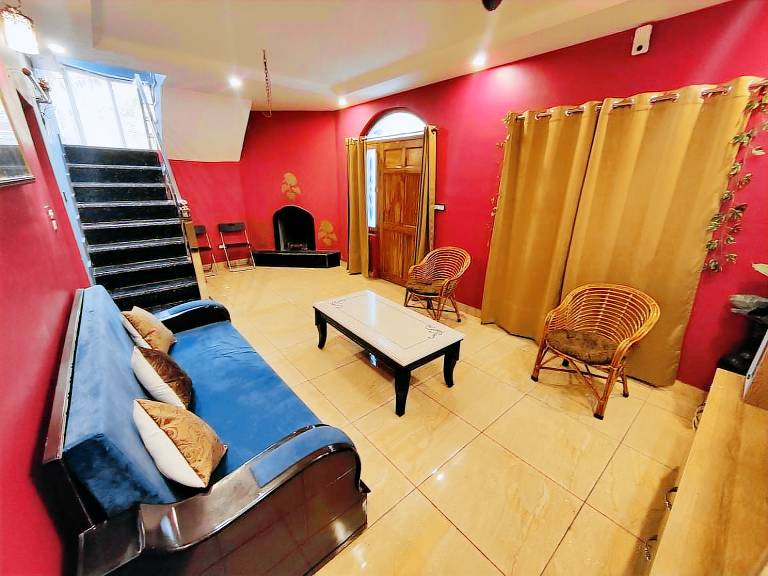 Vacation home with patio & garden | Pet-friendly — photo 3