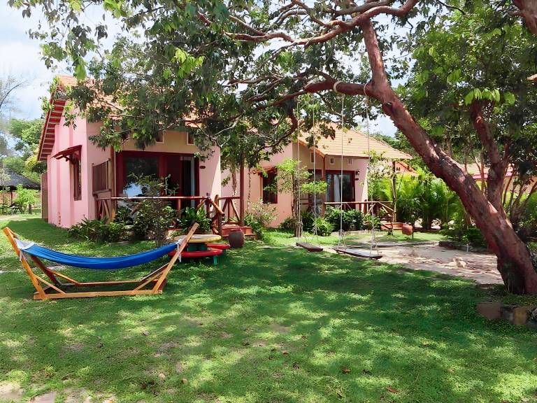 Gold Sand Beach Bungalow in Phu Quoc