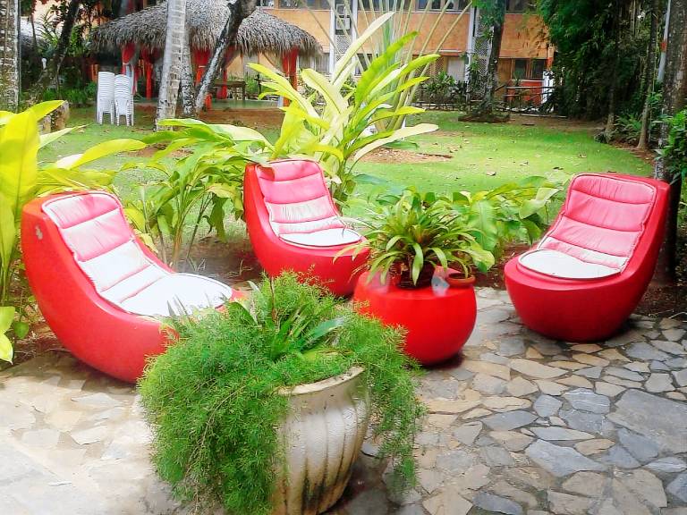 Serviced apartment with grill, yard & terrace — photo 5