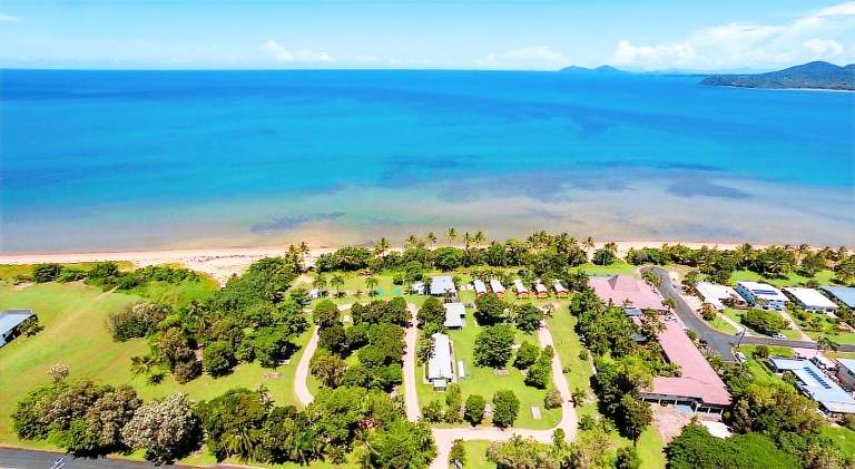 Resort Kurrimine Beach