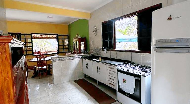 House with pool | Pets allowed — photo 3