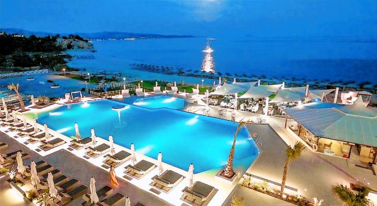 Trypiti Resort Blue Dream Palace and Hive Water Park in Thasos