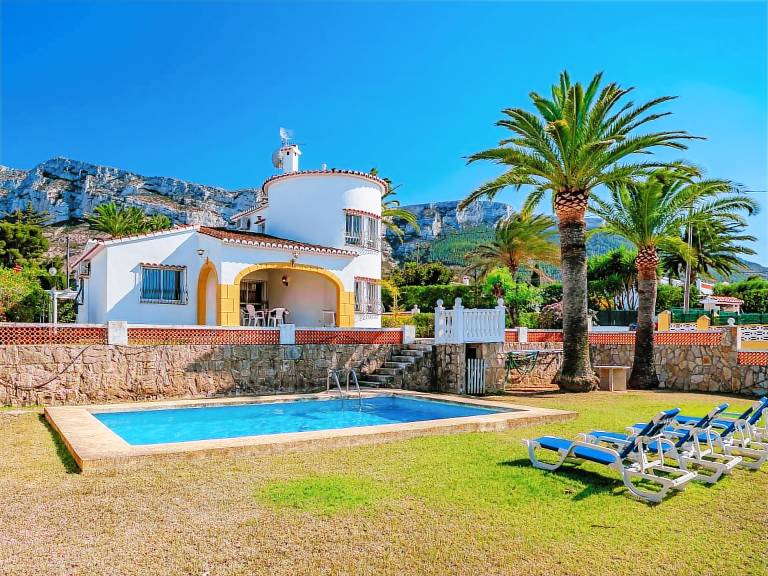 Ferienhaus in Dénia f&uuml;r max. 6 Personen