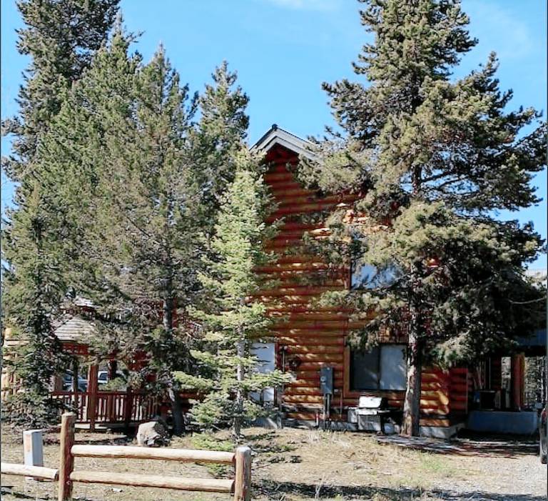 House  Island Park