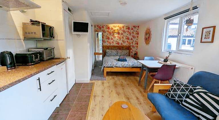 Cobweb Cottage Studios — photo 3
